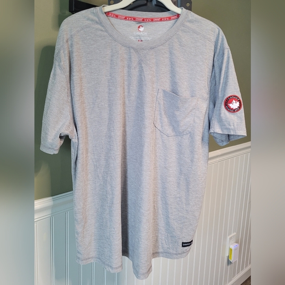 Canada Weathergear Men's Pocket Tee - Picture 1 of 13